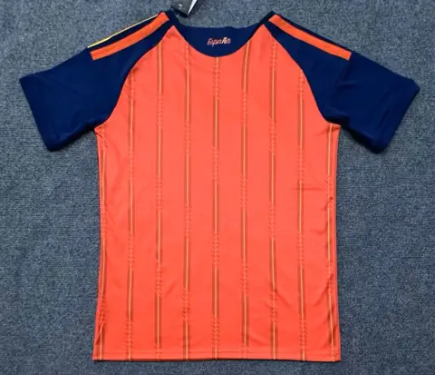 Spain home two stars — 2026/27