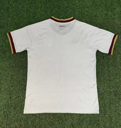 Spain away two stars — 2026/27