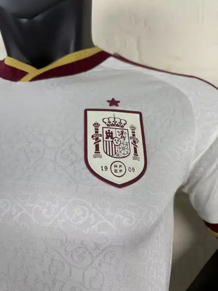 Spain away player version — 2026/27