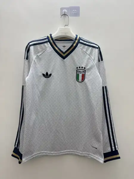 Italy away long sleeves — 2026/27