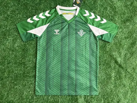 Betis Green Training Shirt — 2026/27