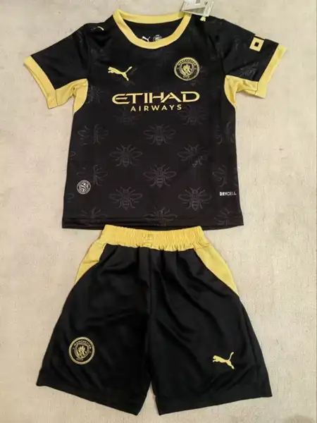 Man City away children's kit — 2026/27