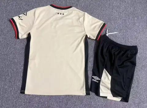 Ipswich away children's kit — 2026/27