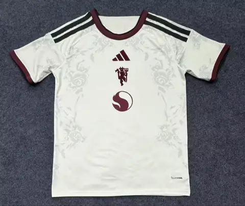 Man United third Away — 2026/27