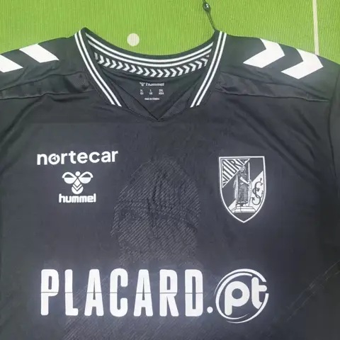 Vitória away — 2026/27
