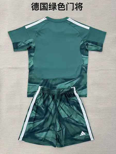 Germany Green Goalkeeper Adult Set, Childr — 2026/27