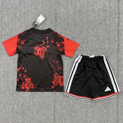 Man united kid kits — 2026/27