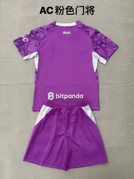 AC Milan Pink Goalkeeper Adult Set, Childr — 2026/27