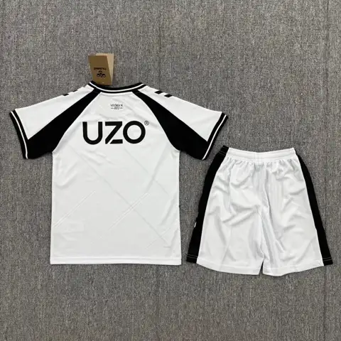 Vitória S.C. home children's kit — 2026/27