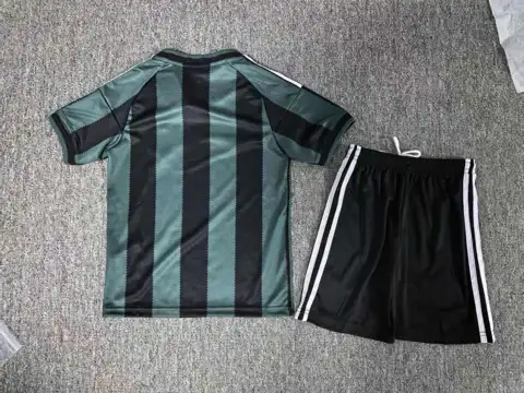 Celtic Away Kids Kit — 2026/27