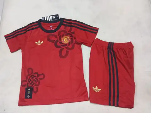 Man United Red Kids Kit — 2026/27