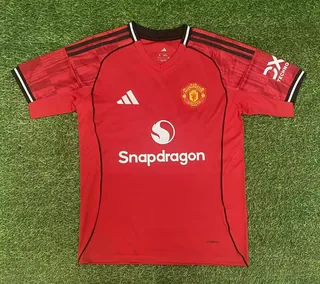 Manchester United 25/26 Local Camiseta de fútbol — 1