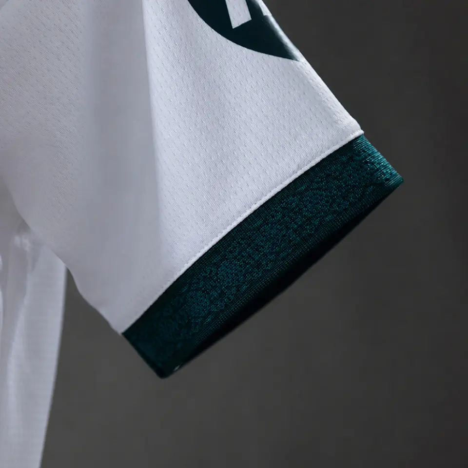 Real Madrid Real Madrid 26/27 Home Women's Crop Jersey 2026/27 — 8