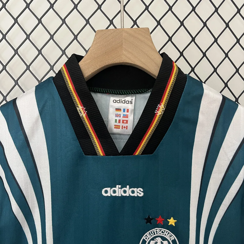 Germany 1996 Retro Germany Away Football Shirt Kids Size 1996 — 5