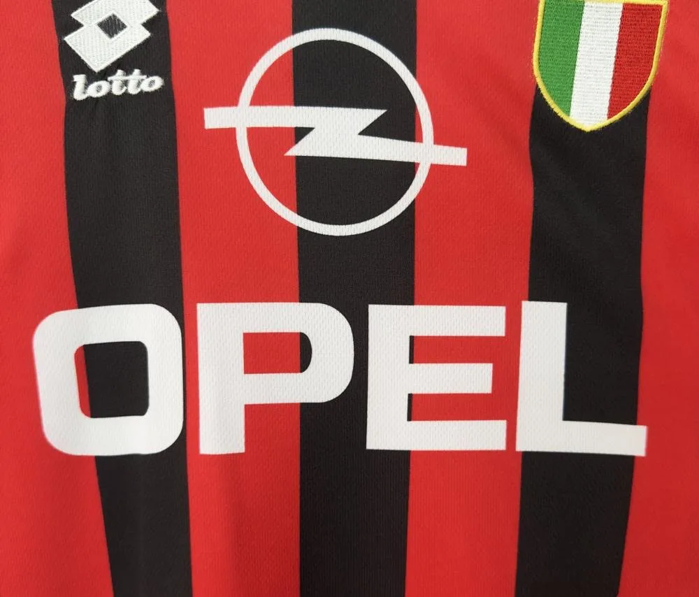 AC Milan 1996/1997 Retro AC Milan Home Football Shirt 1996/1997 — 7