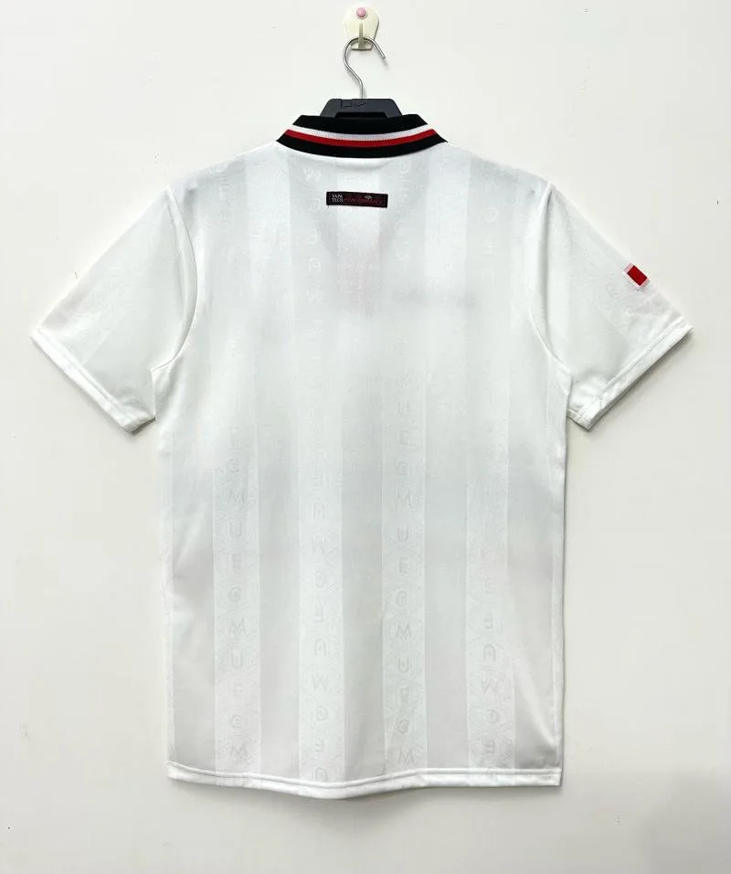 Manchester United 1998/1999 Retro Manchester United Away White Football Shirt 1998/1999 — 2