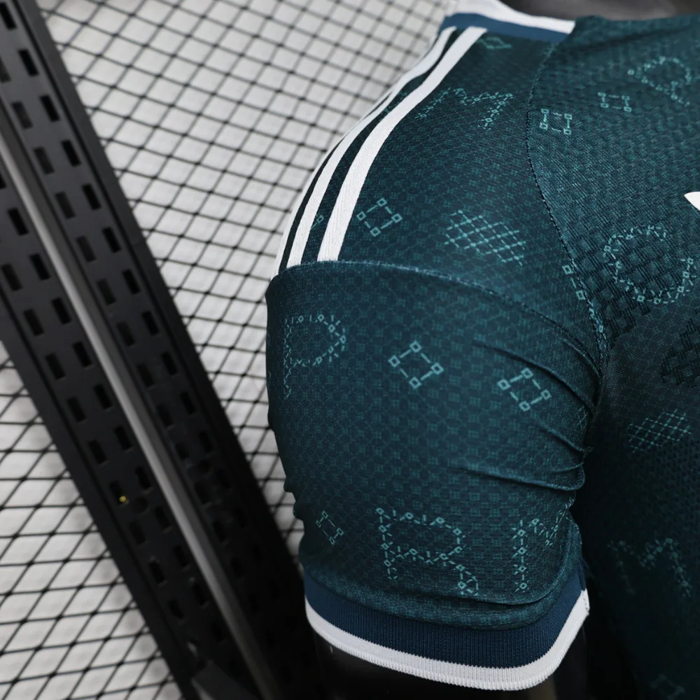 Real Madrid 2026/2027 Versión jugador Real Madrid Visitante Camiseta de fútbol 2026/27 — 7