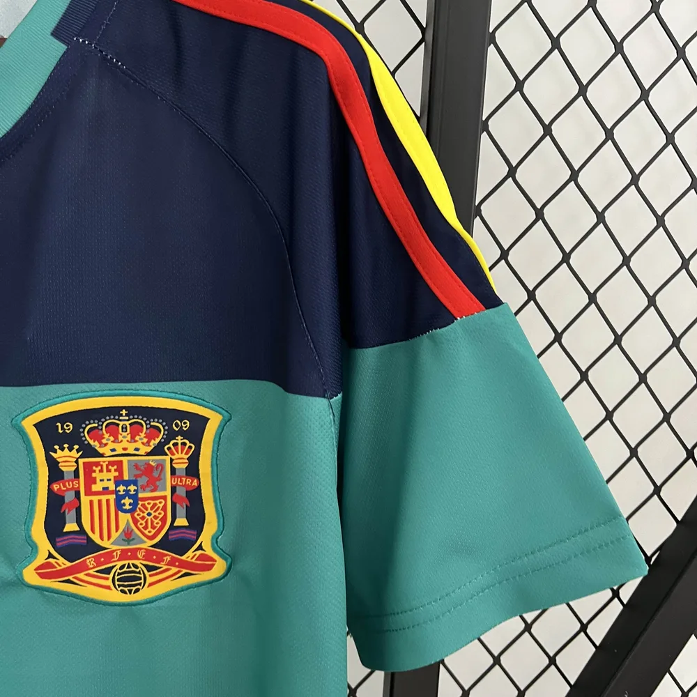 Spain 2010 Retro Spain Goalkeeper Green Soccer Shirt 2010 — 7