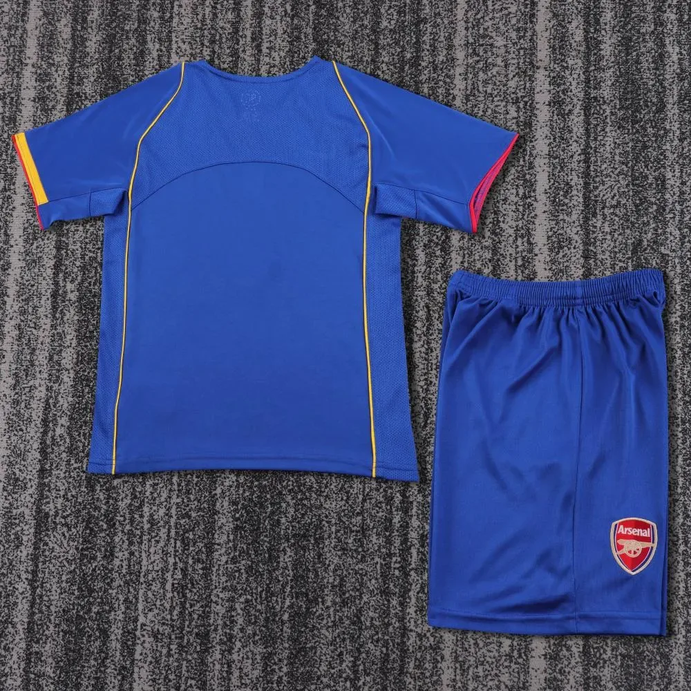 Arsenal 2004-2005 Retro Arsenal Away Football Shirt Kids Size 2004/2005 — 2