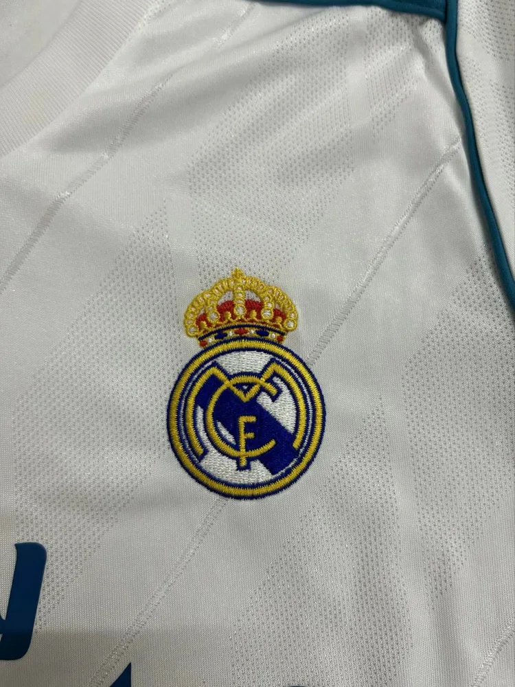 Real Madrid 2017/2018 Retro Real Madrid Home Football Shirt Kids Size 2017/2018 — 6