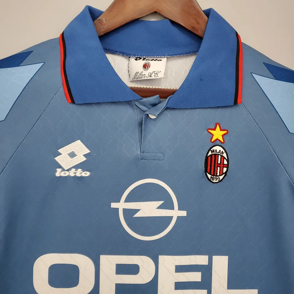 AC Milan 1995/1996 Retro AC Milan Fourth Away Football Shirt 1995/1996 — 3