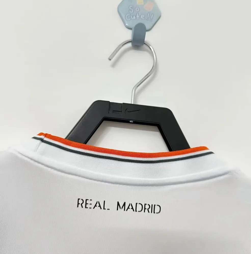 Real Madrid Retro 2013/2014 Real Madrid Local Camiseta de fútbol 2013/2014 — 4