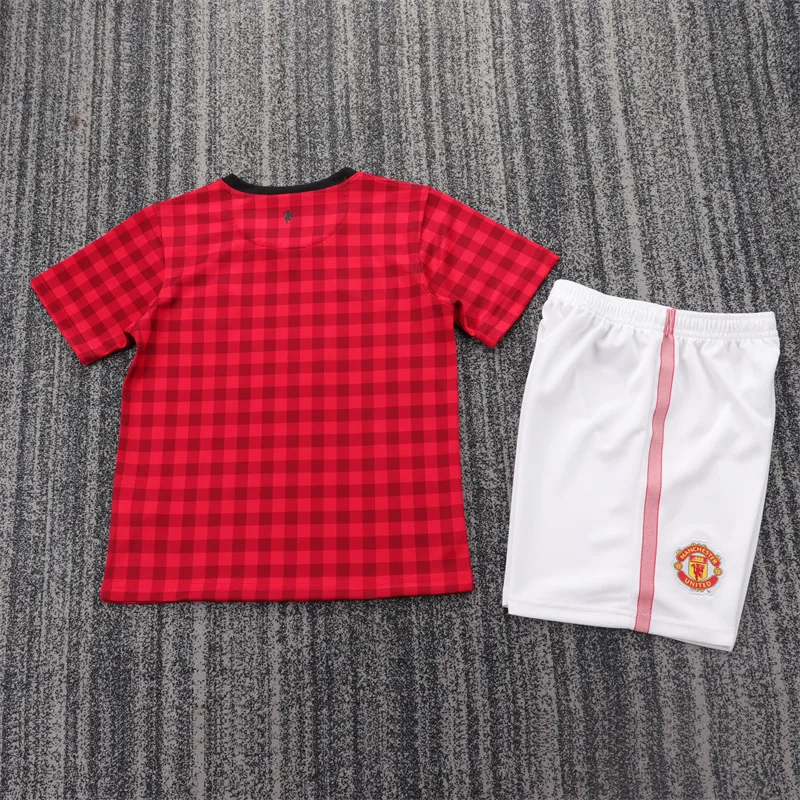 Manchester United 2012/2013 Retro Manchester United Home Football Shirt Kids Size 2012/2013 — 2