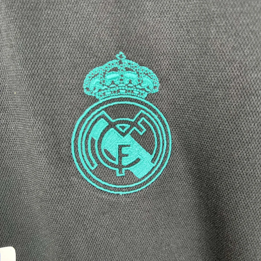 Real Madrid 2017/2018 Retro Real Madrid Visitante Camiseta de fútbol 2017/2018 — 6