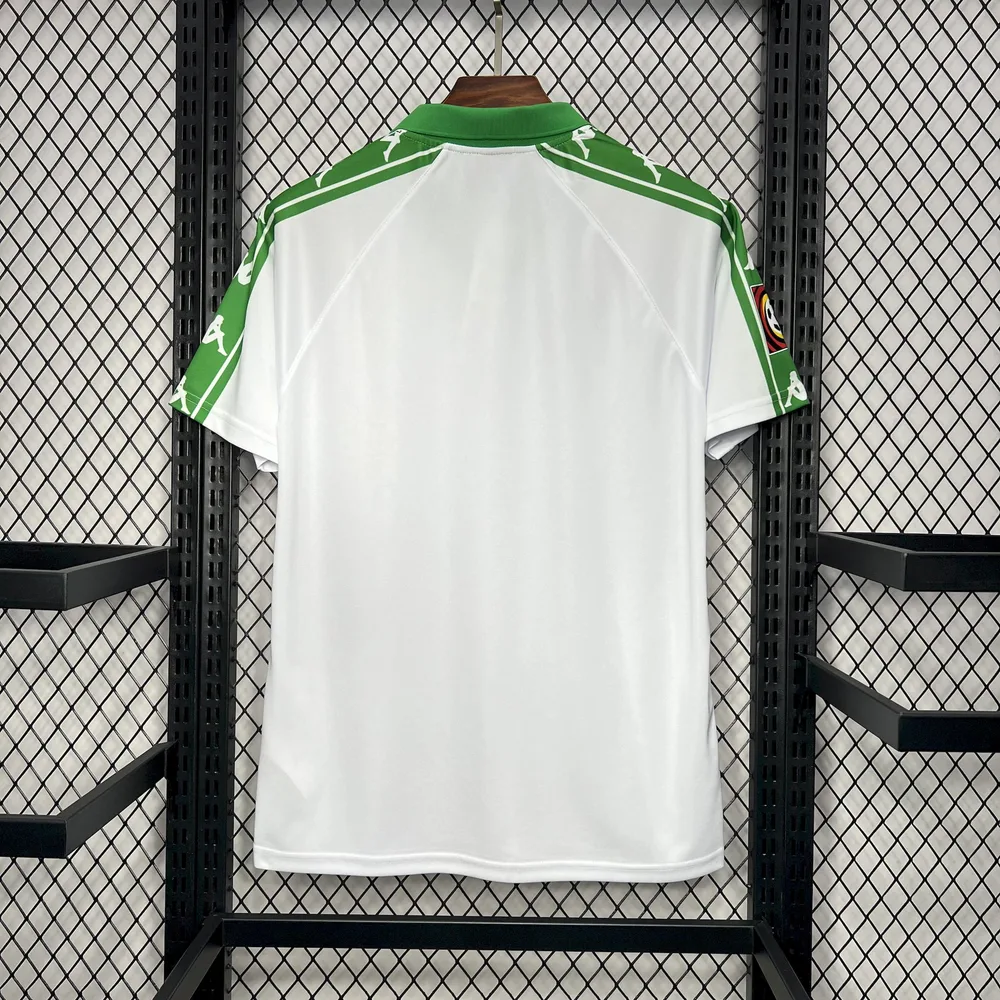 Werder Bremen 2001/2002 Retro Werder Bremen Home Football Shirt 2001/2002 — 2