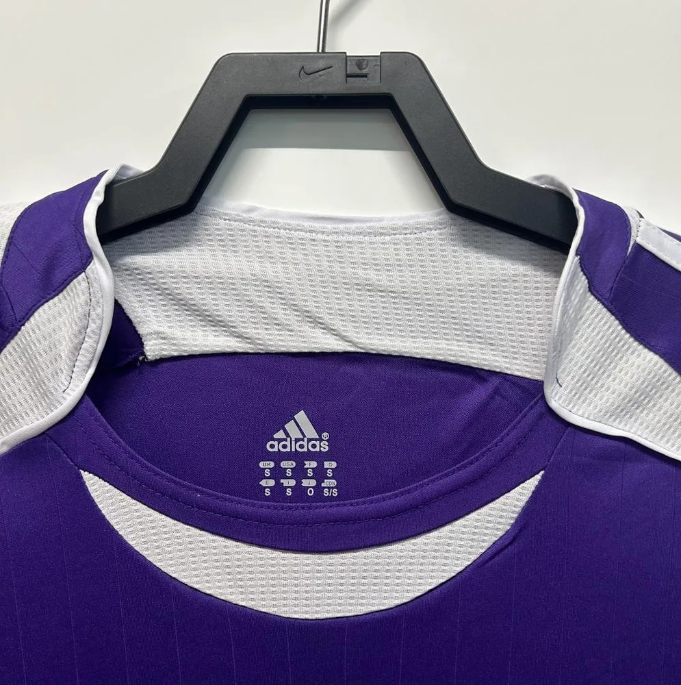 Real Madrid 2006/2007 Retro Real Madrid Visitante Camiseta de fútbol 2006/2007 — 3