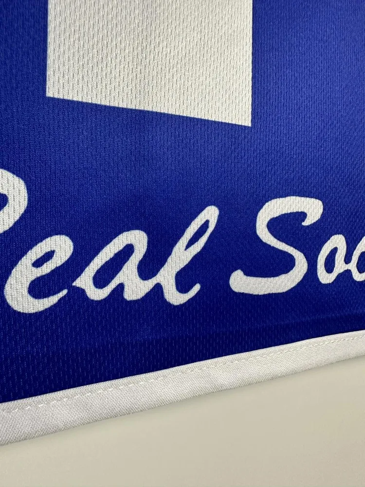 Real Sociedad 2002-2003 Retro Real Sociedad Home Football Shirt 2002/2003 — 11