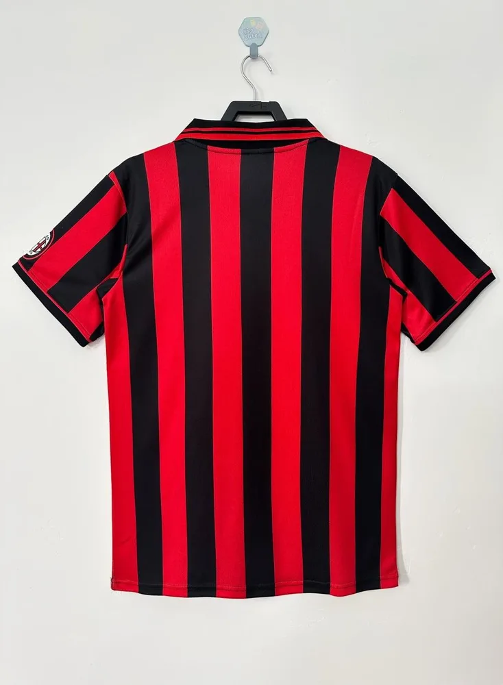 AC Milan 1996/1997 Retro AC Milan Home Football Shirt 1996/1997 — 2