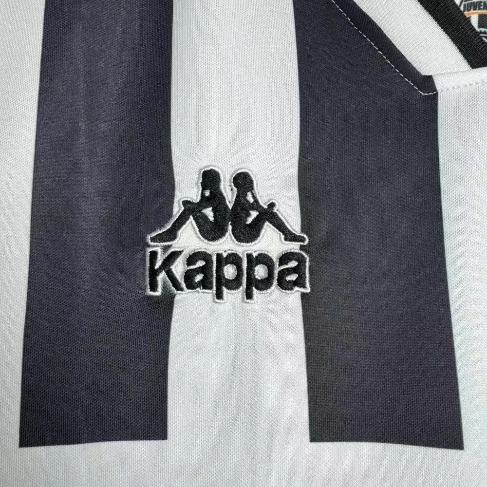 Juventus 1996/1997 Retro Juventus Home Soccer Jersey 1996/1997 — 6