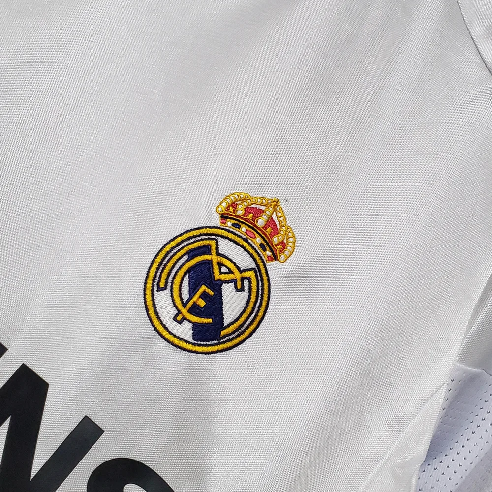 Real Madrid 2004/2005 Retro Real Madrid Local 2004/2005 — 5