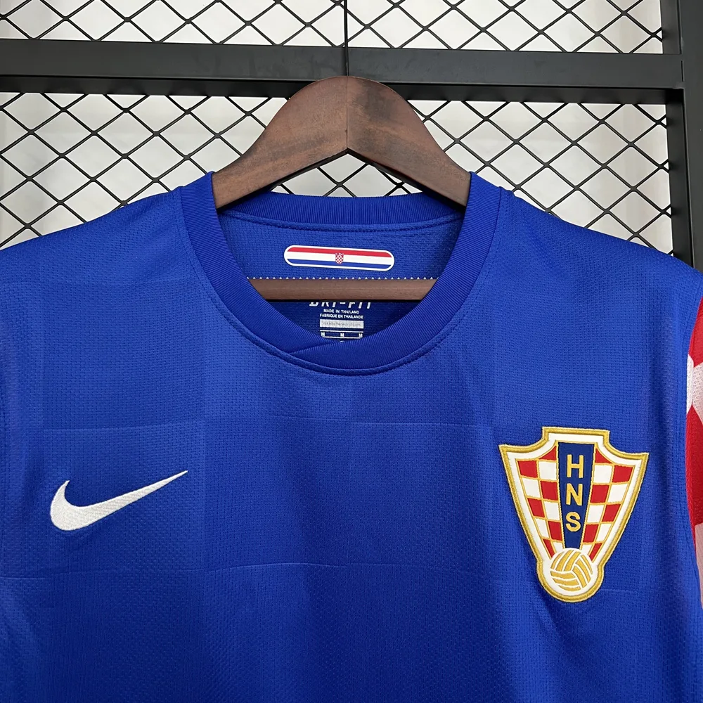 Croatia 2010 Retro Croatia National Team Away Football Shirt 2010 — 4