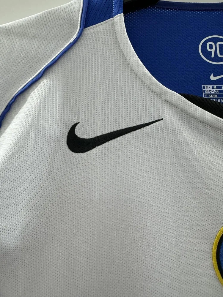 Inter Milan 2004/2005 Retro Inter Milan Visitante Camiseta de fútbol 2004/2005 — 6