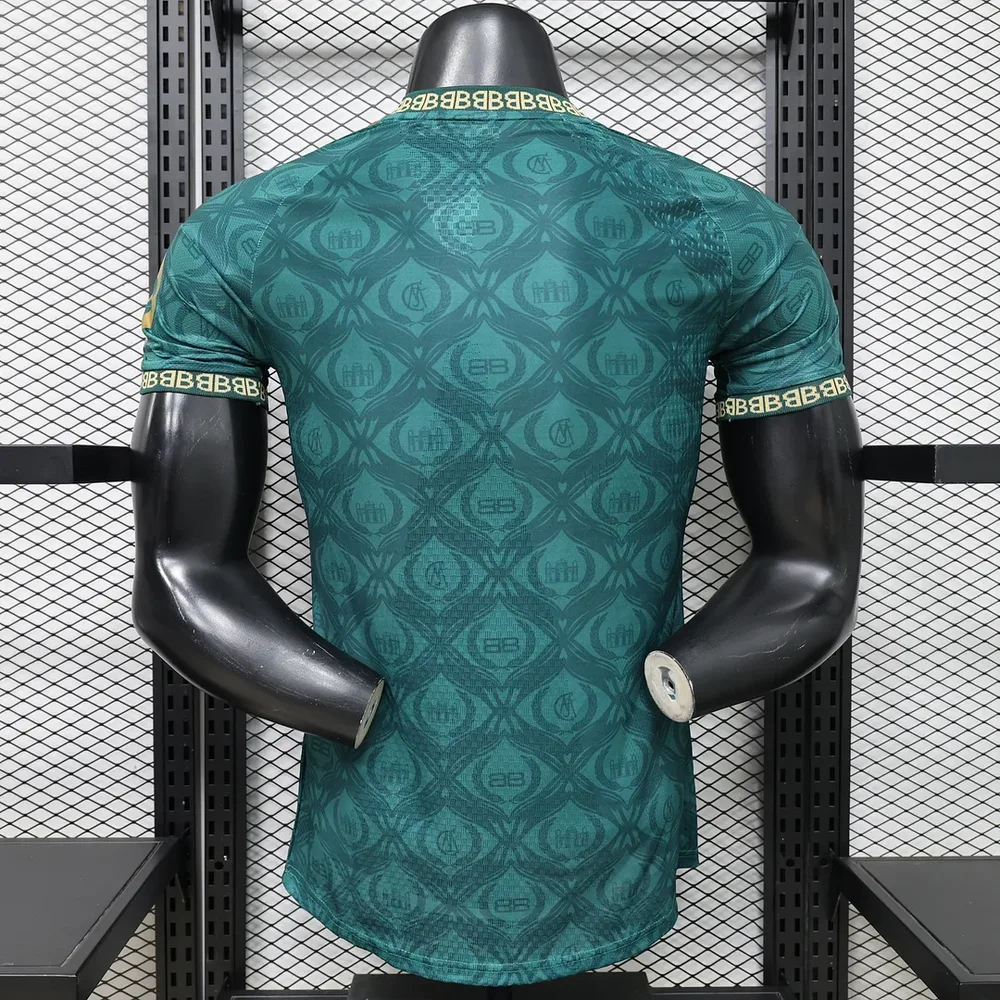 Real Madrid 2026/2027 Versión jugador Real Madrid Edición especial Green Camiseta de fútbol 2026/27 — 2