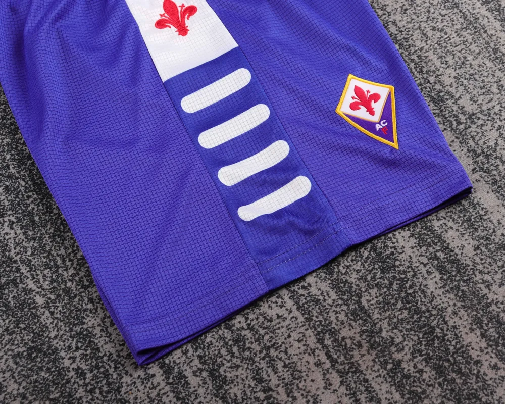 Fiorentina 1998-1999 Retro Fiorentina Home Football Shirt Kids Size 1998/1999 — 11