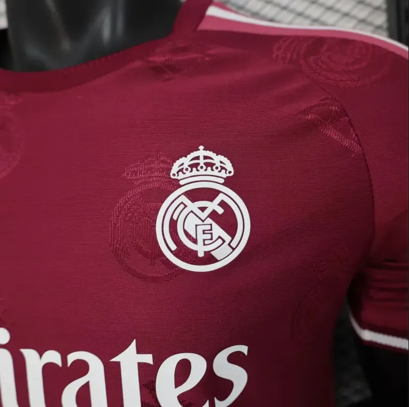Real Madrid 2026/2027 Versión jugador Real Madrid Edición especial 01 Camiseta de fútbol 2026/27 — 5