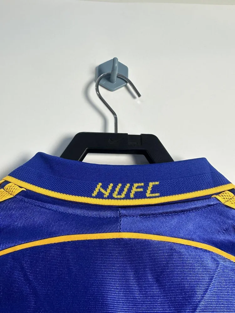 Newcastle 1998-1999 Retro Newcastle United Away Soccer Jersey 1998/1999 — 4