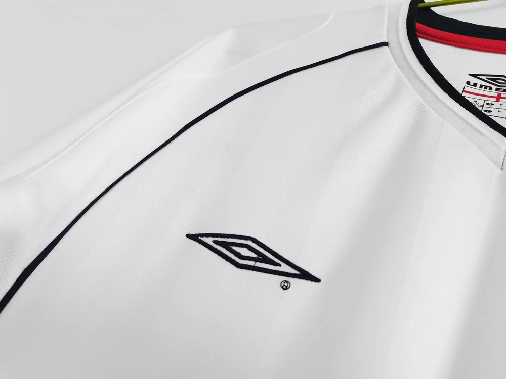 England 2002 Retro England Home Football Shirt 2002 — 3
