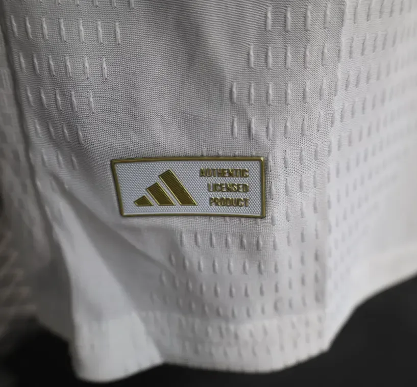 Real Madrid 2026/2027 Versión jugador Real Madrid Local Camiseta de fútbol 2026/27 — 8