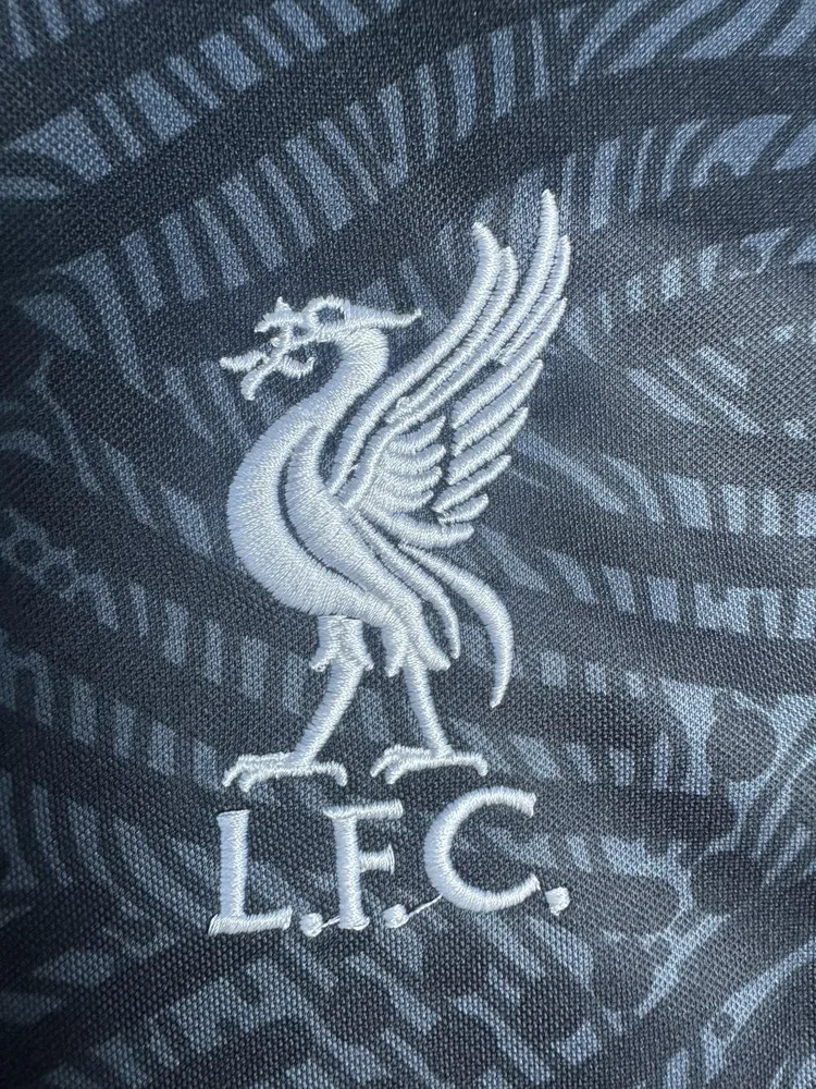 Liverpool 2020/2021 Retro Liverpool Goalkeeper Football Shirt 2020/2021 — 5