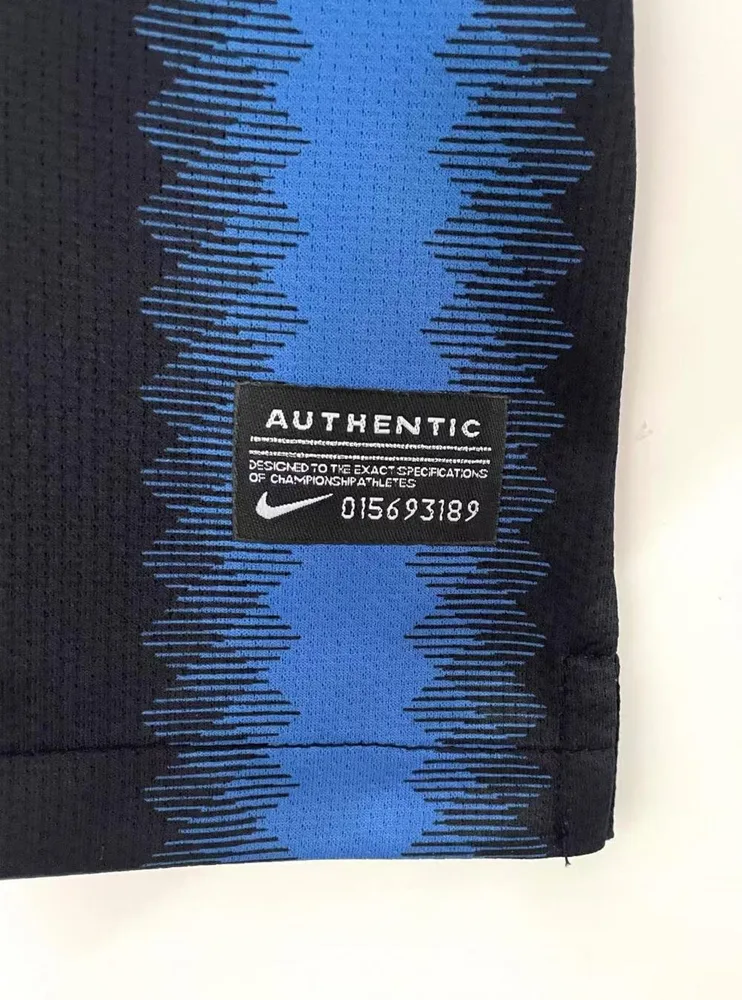 Inter Milan 2010/2011 Retro Internazionale Milan Local Camiseta de fútbol 2010/2011 — 8