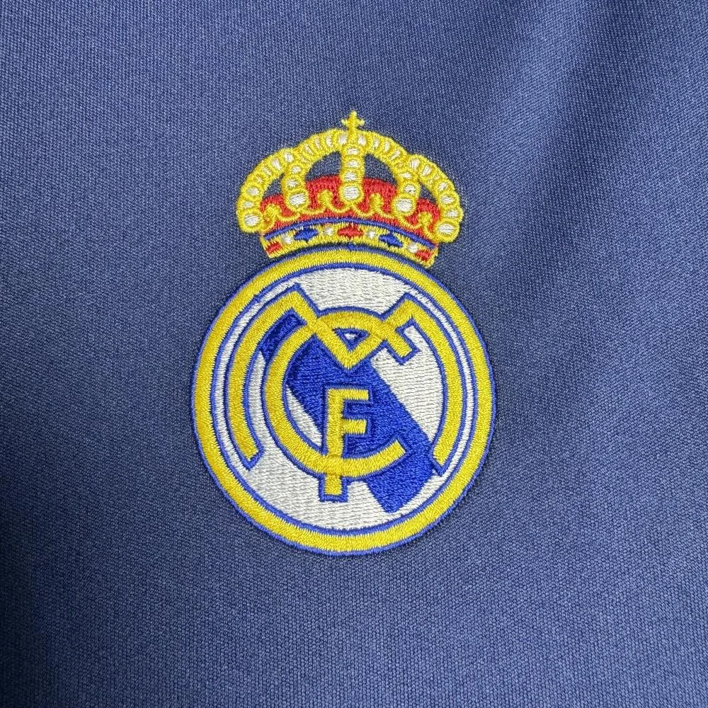 Real Madrid 2005/2006 Retro Real Madrid Visitante Camiseta de fútbol 2005/2006 — 7