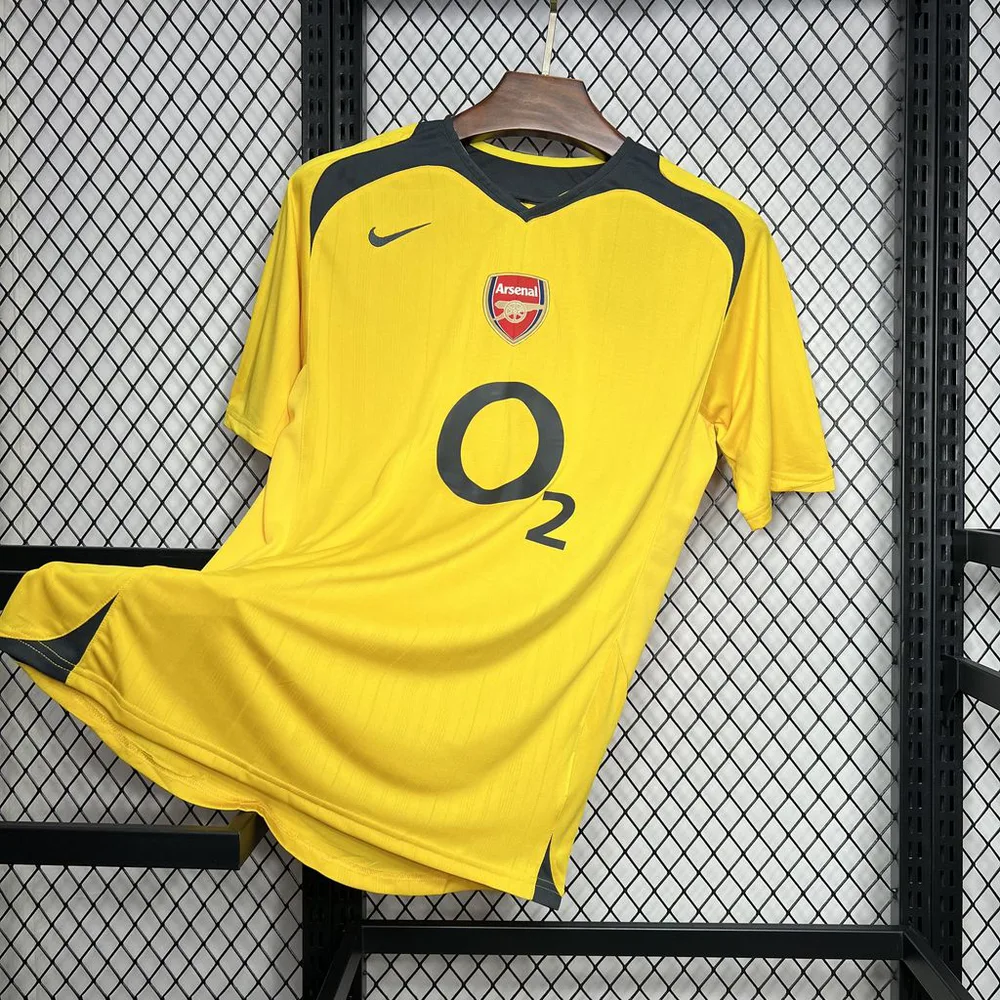 Arsenal 2005/2006 Retro Arsenal Away Football Shirt 2005/2006 — 3