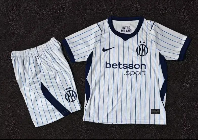 Inter Milan 2026/2027 Inter Milan Visitante Football Jersey1:1 Quality Thai Talla infantil 2026/27