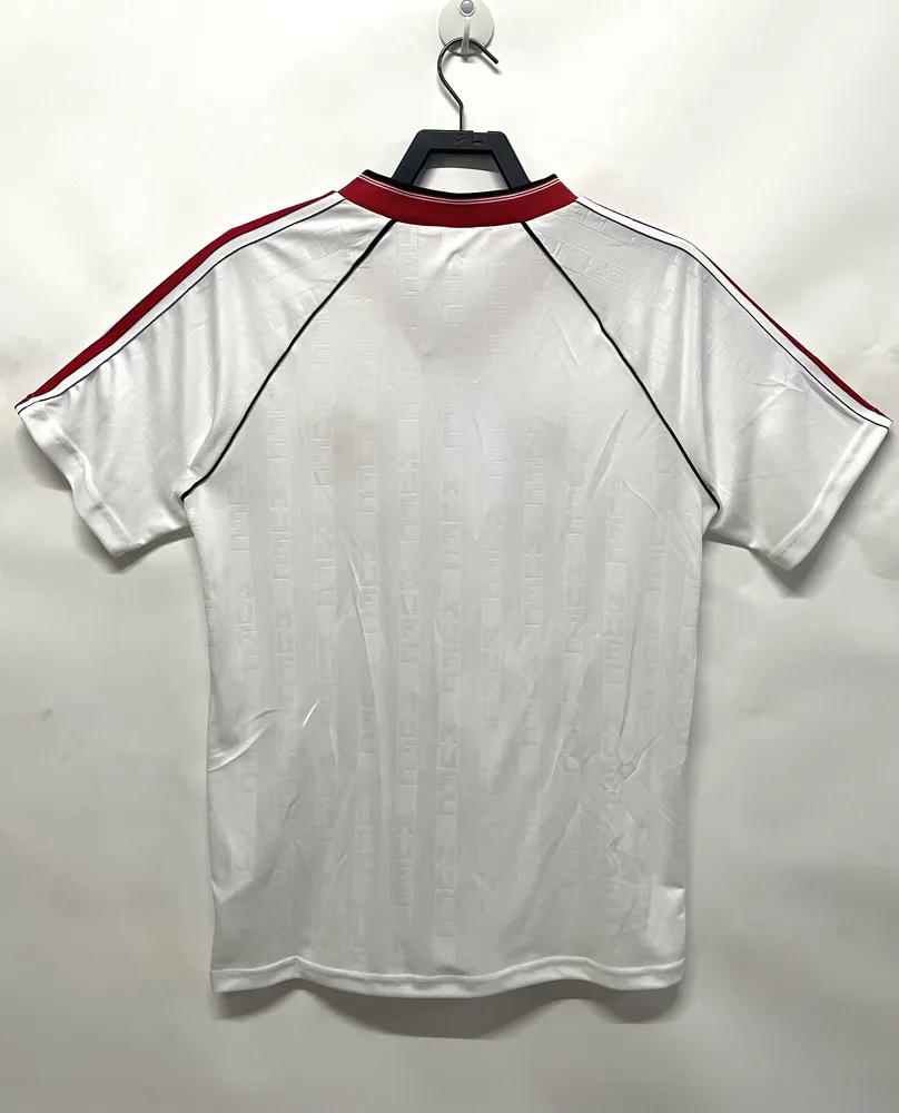 Manchester United 1988/1990 Retro Manchester United Away Football Shirt 1988/1990 — 2