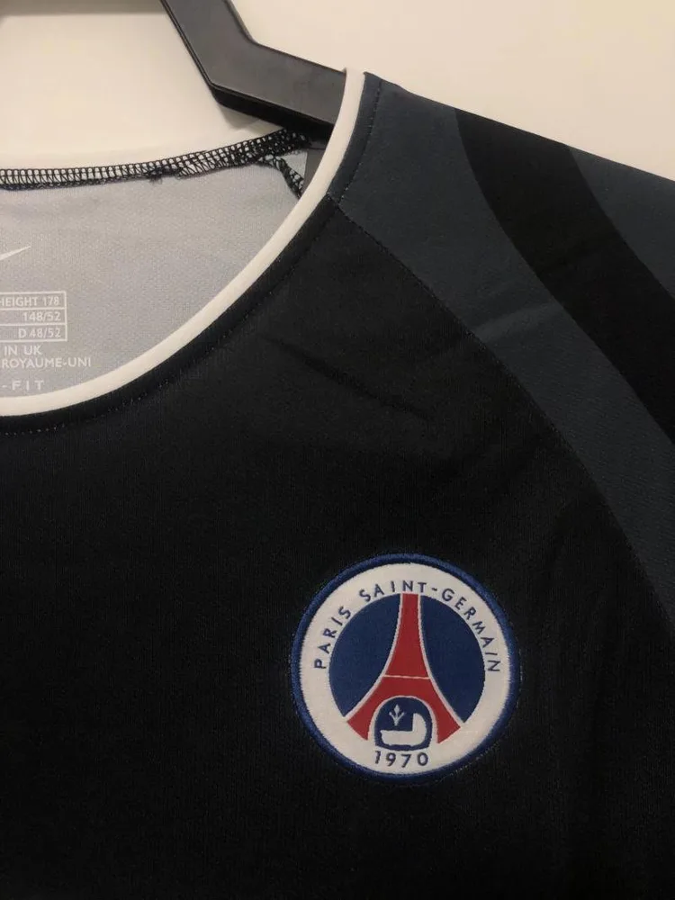 Paris Saint-Germain 2001/2002 Retro Psg Paris Saint-Germain Third Away Football Shirt 2001/2002 — 4