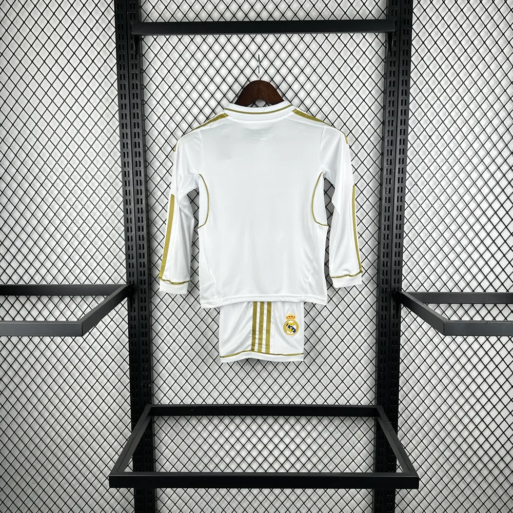 Real Madrid 2011/2012 Retro Long Sleeve Real Madrid Home Football Shirt Kids Size 2011/2012 — 2